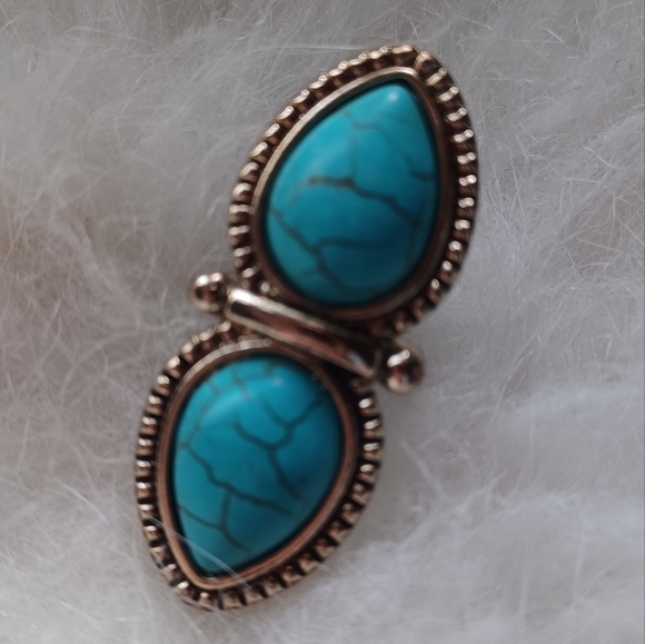 Ring - Picture 9 of 9